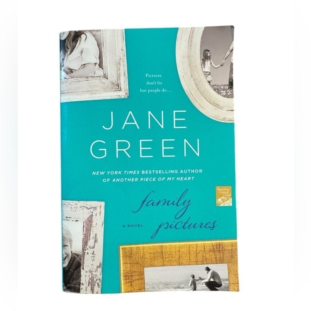 Family Pictures by Jane Green Book